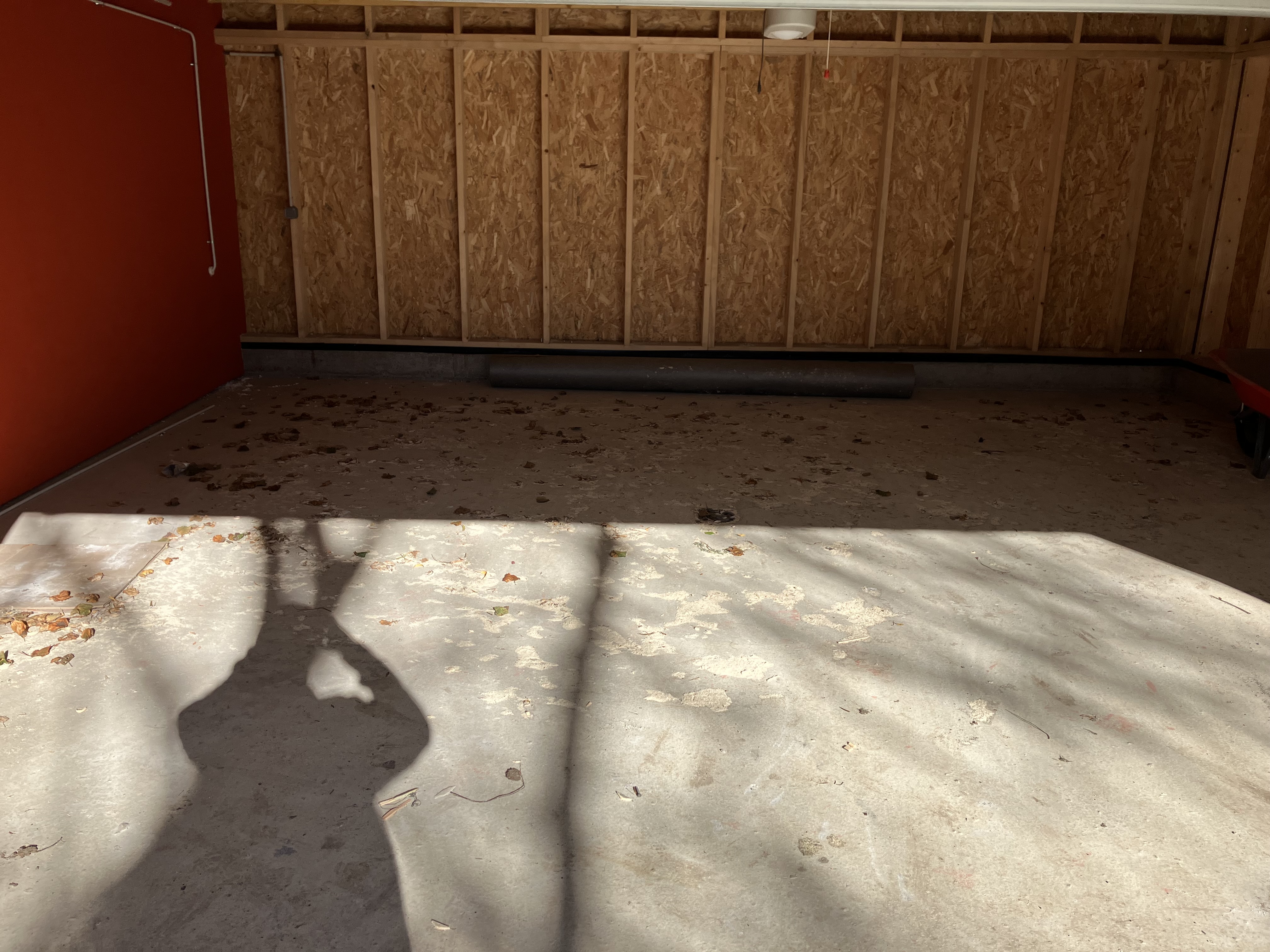 Poussières et déchets au sol